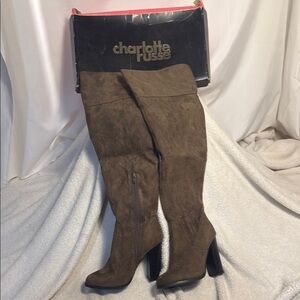 Charlotte Russe Brown Over-the-Knee Boots with Sleek Silhouette